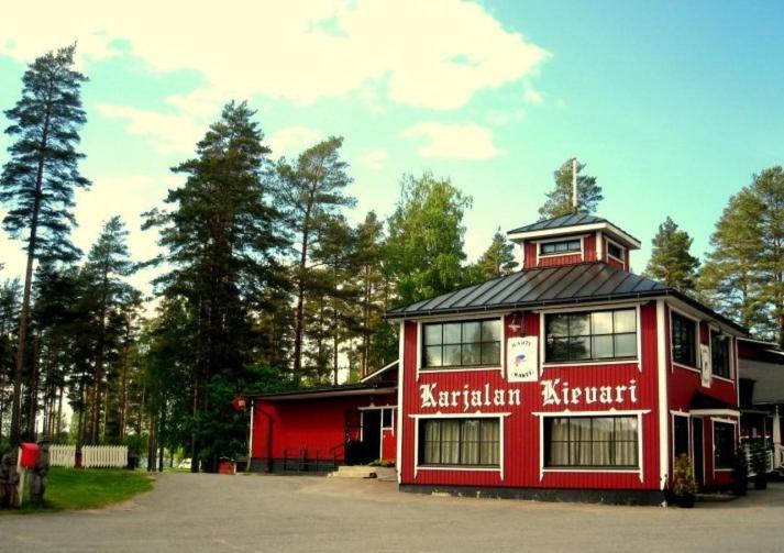 Karjalan Kievari Hotel *